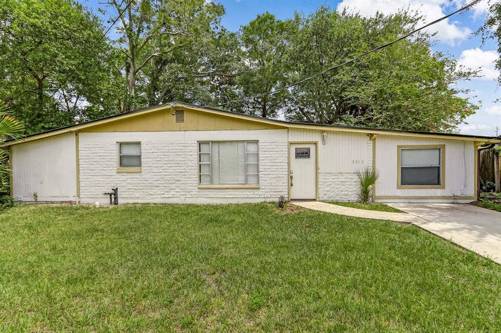 9 BR in Jacksonville