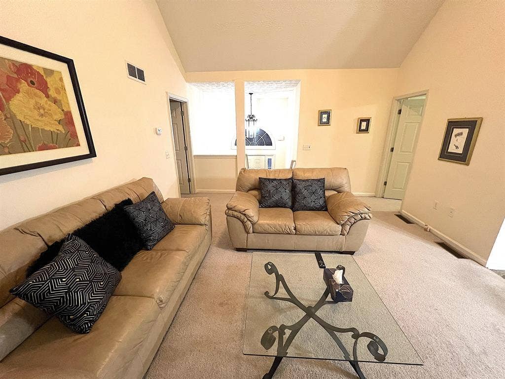 4 BR in Douglasville