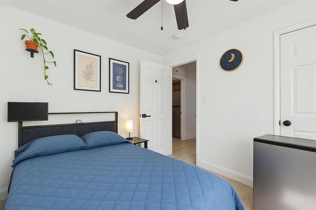 9 BR in St. Petersburg