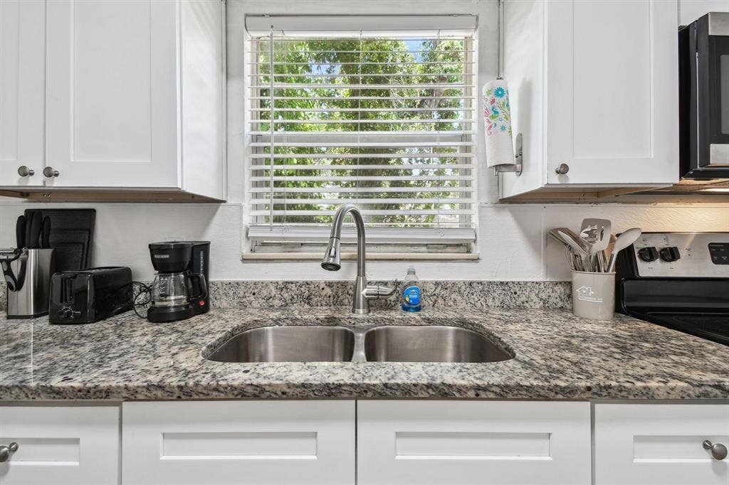 9 BR in St. Petersburg