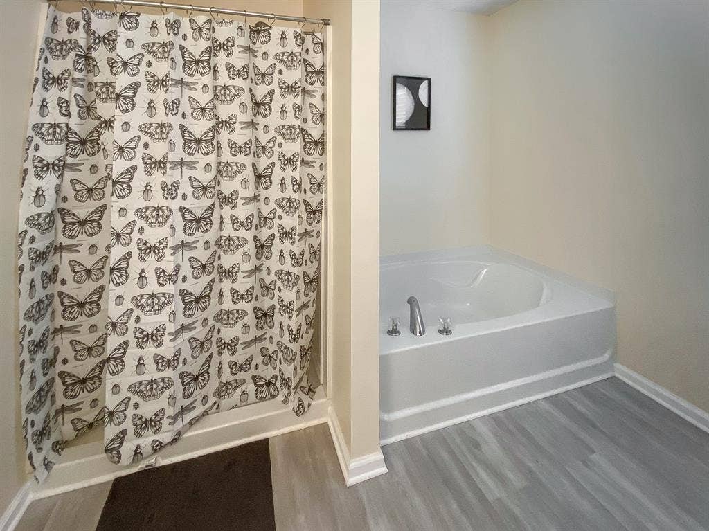 8 BR in Conley