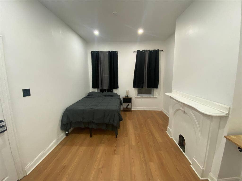 7 BR in Philadelphia