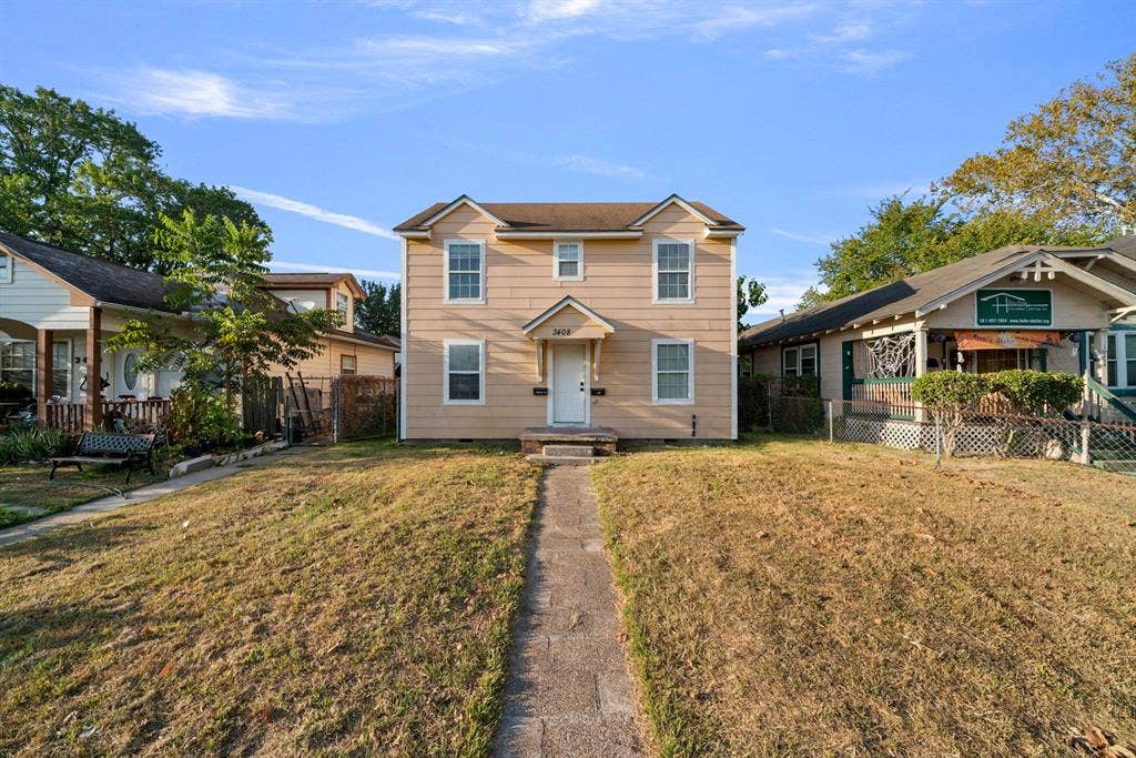7 BR in Baytown