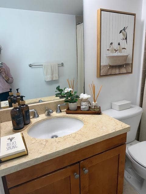 Looking for a Female Roomate