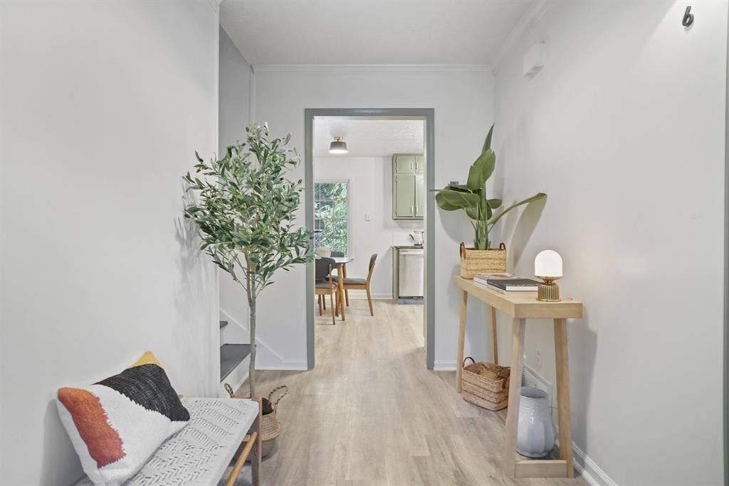 11 BR in Decatur