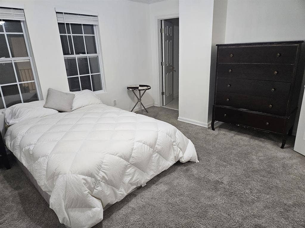 Furnished Bedroom+BA -Util Included