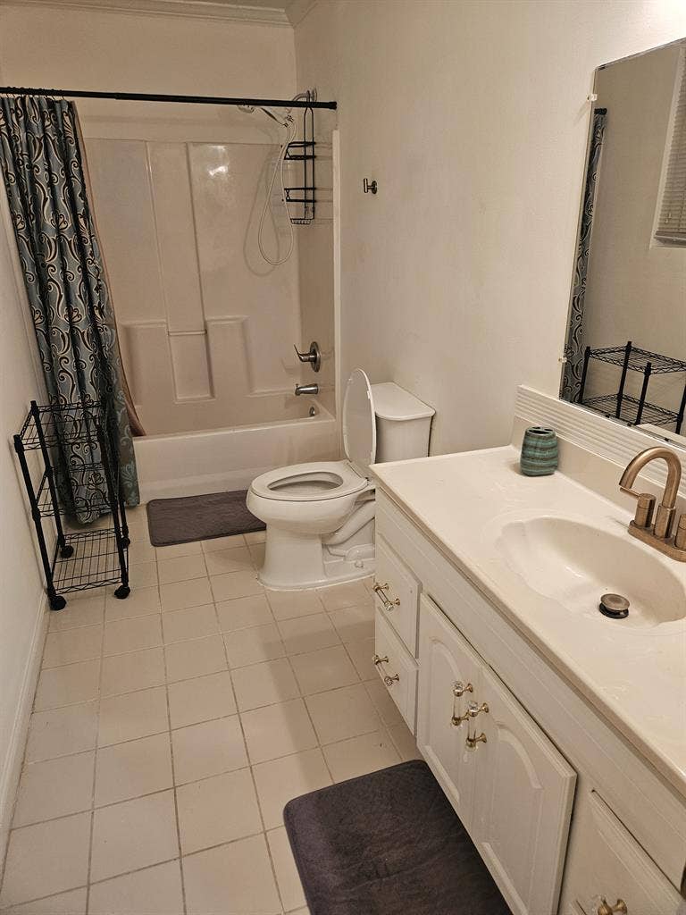 Furnished Bedroom+BA -Util Included