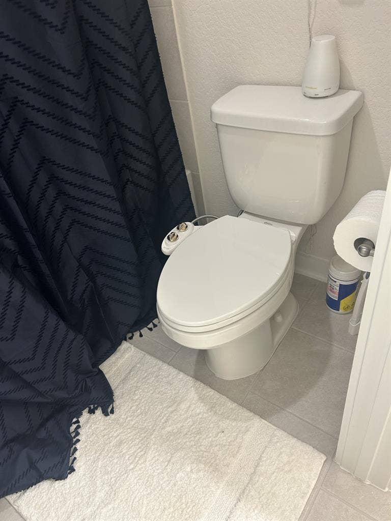 Private room for rent in Comanche