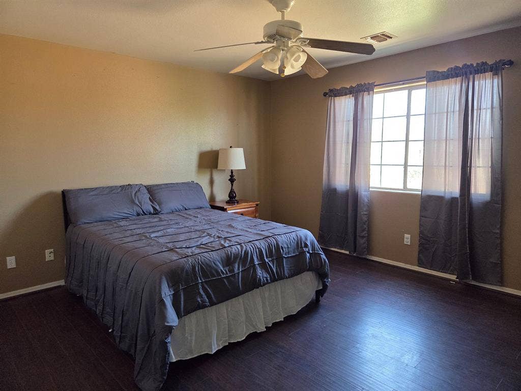 1 BR in Golden Valley