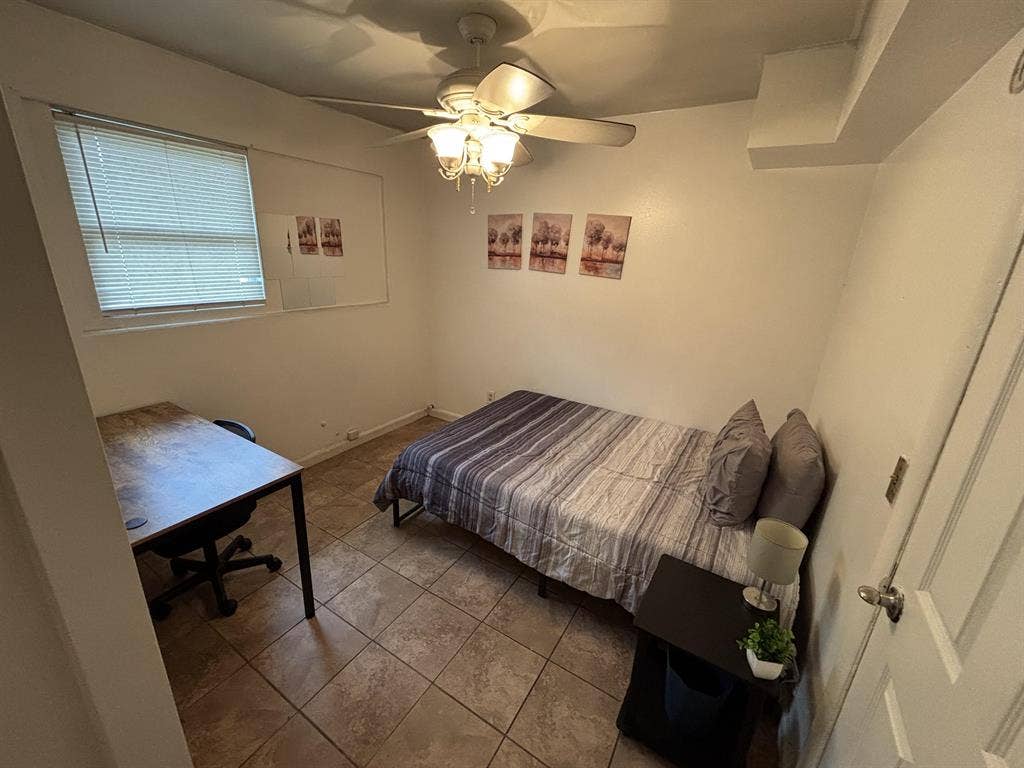 9 BR in Jacksonville