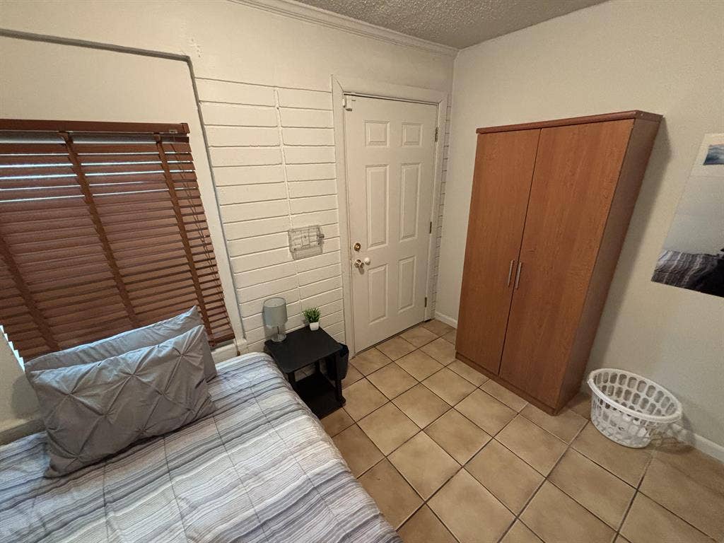 9 BR in Jacksonville