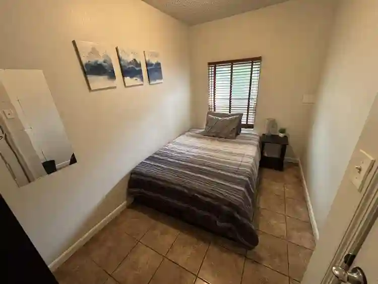 9 BR in Jacksonville
