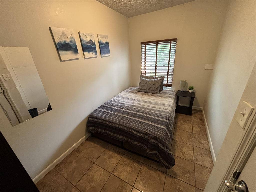 9 BR in Jacksonville