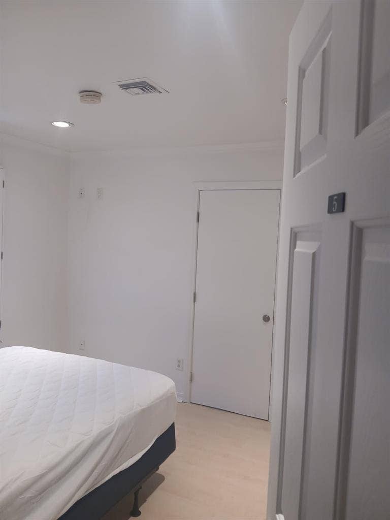 9 BR in Las Vegas
