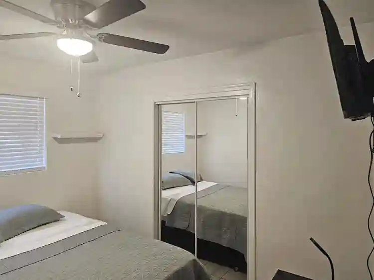 6 BR in Phoenix