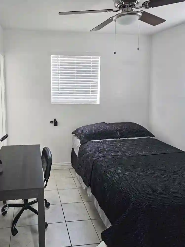 6 BR in Phoenix