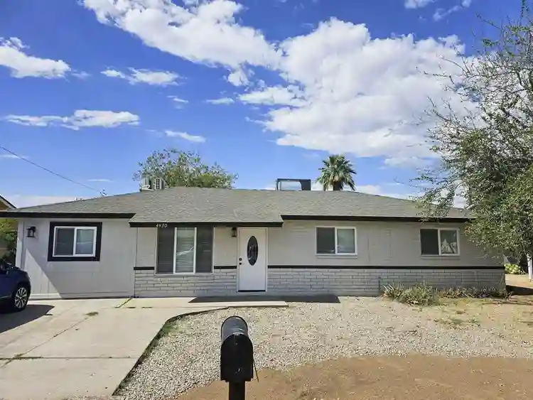 6 BR in Phoenix