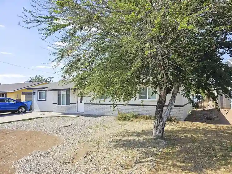 6 BR in Phoenix
