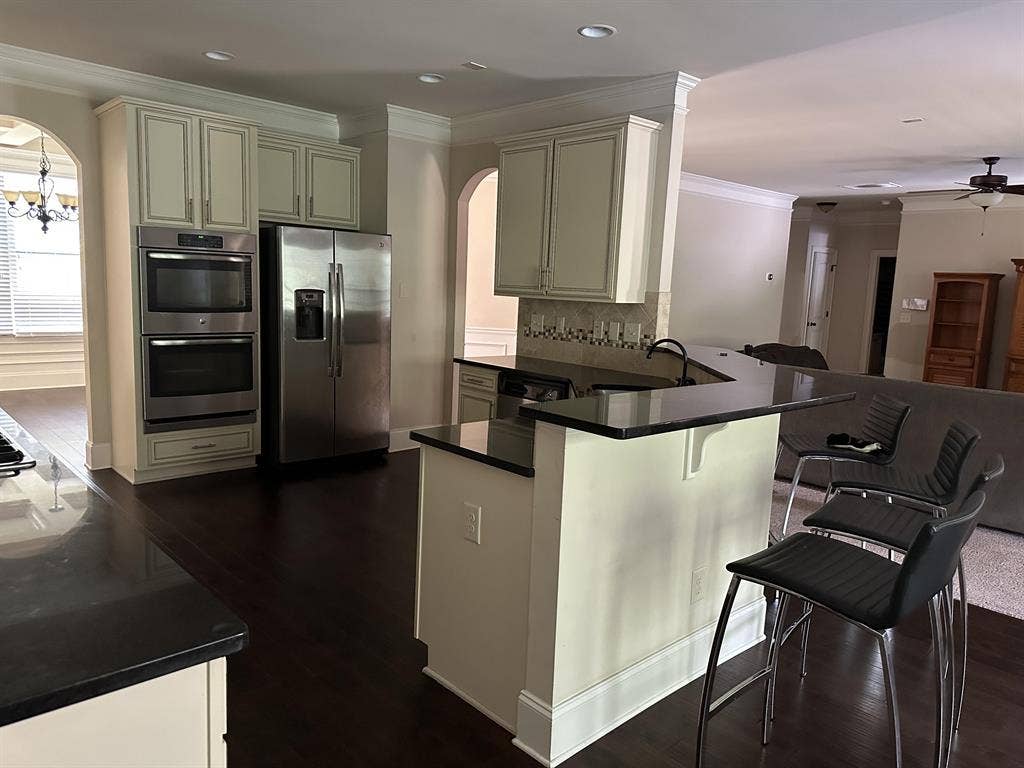 3 BR in Dallas