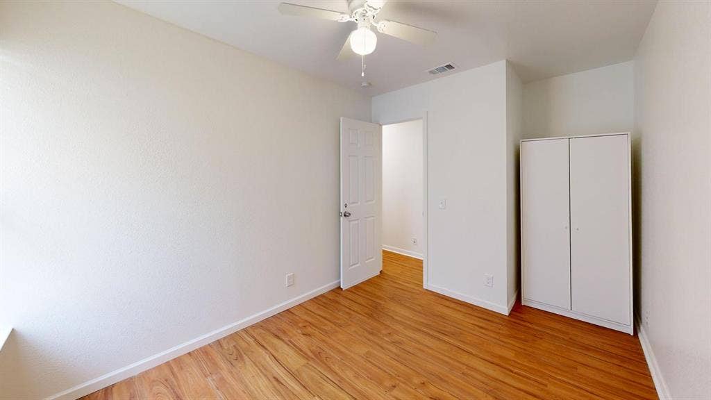 1 BR in Austin