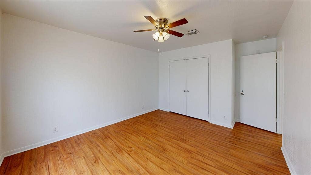 1 BR in Austin