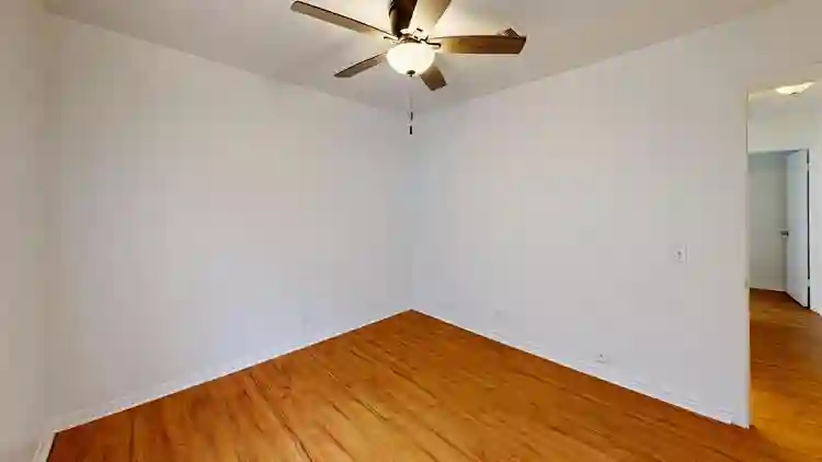1 BR in Austin