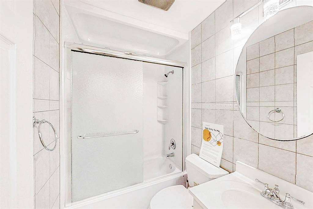 9 BR in Stone Mountain