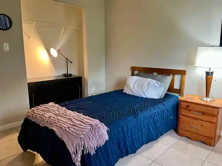 3 BR in Tampa
