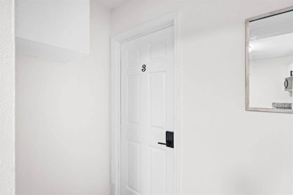 6 BR in Jacksonville