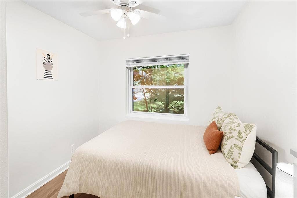 6 BR in Jacksonville