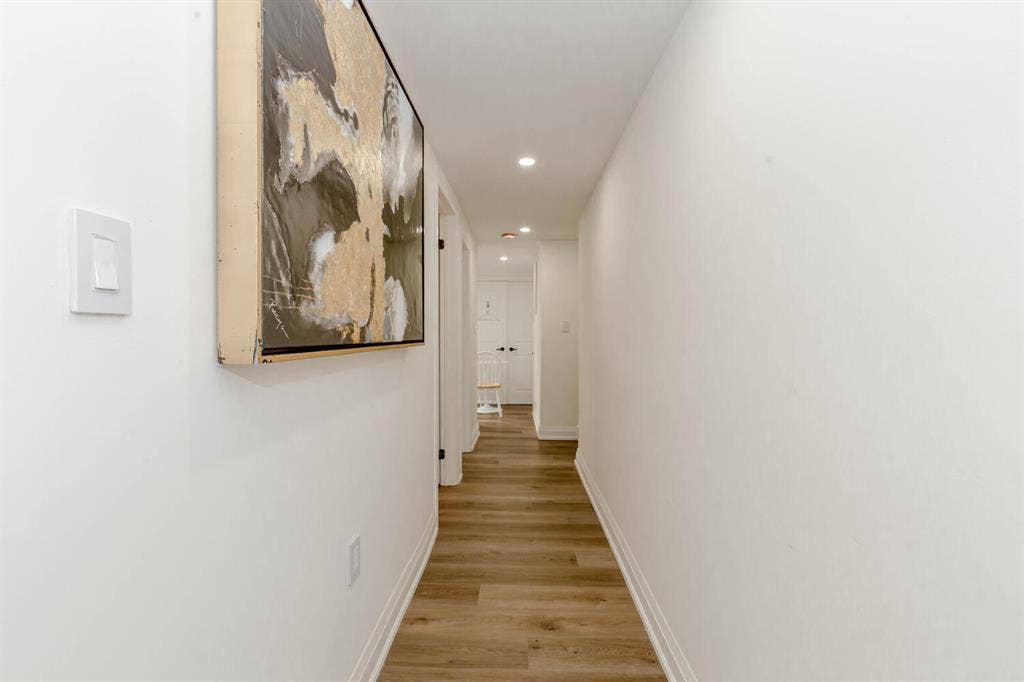 2bed basement apartment in Oakville