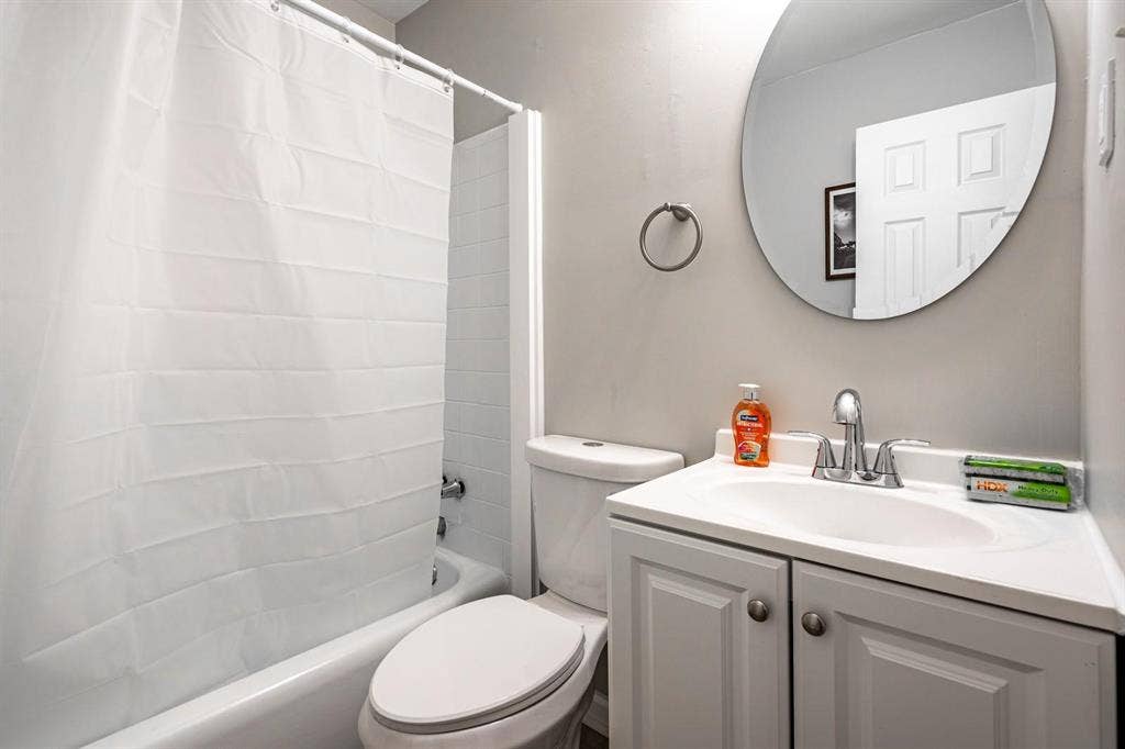 8 BR in Conley