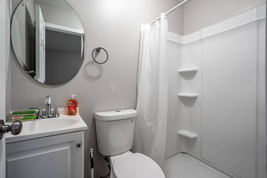 8 BR in Conley