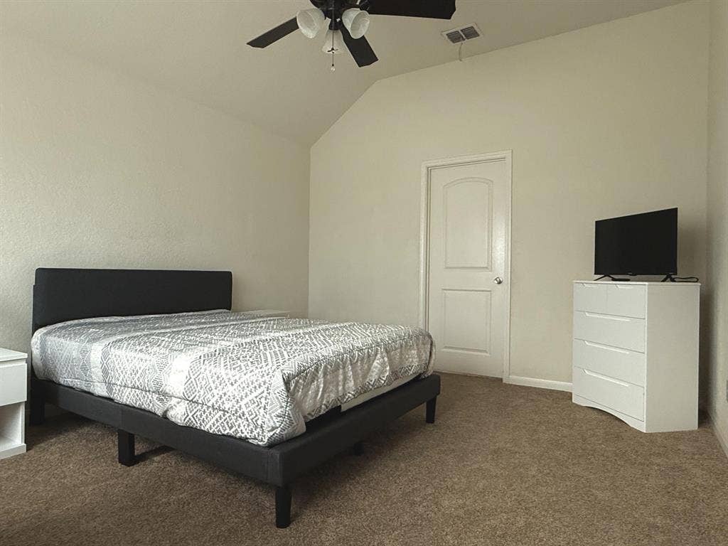 4 BR in San Antonio