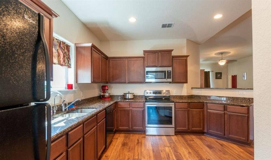 4 BR in San Antonio