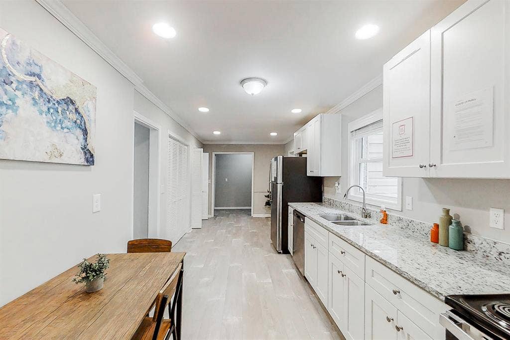 10 BR in Decatur