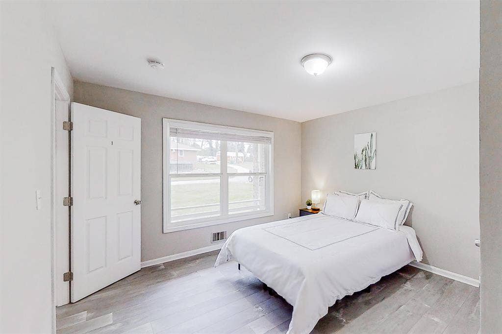 10 BR in Decatur