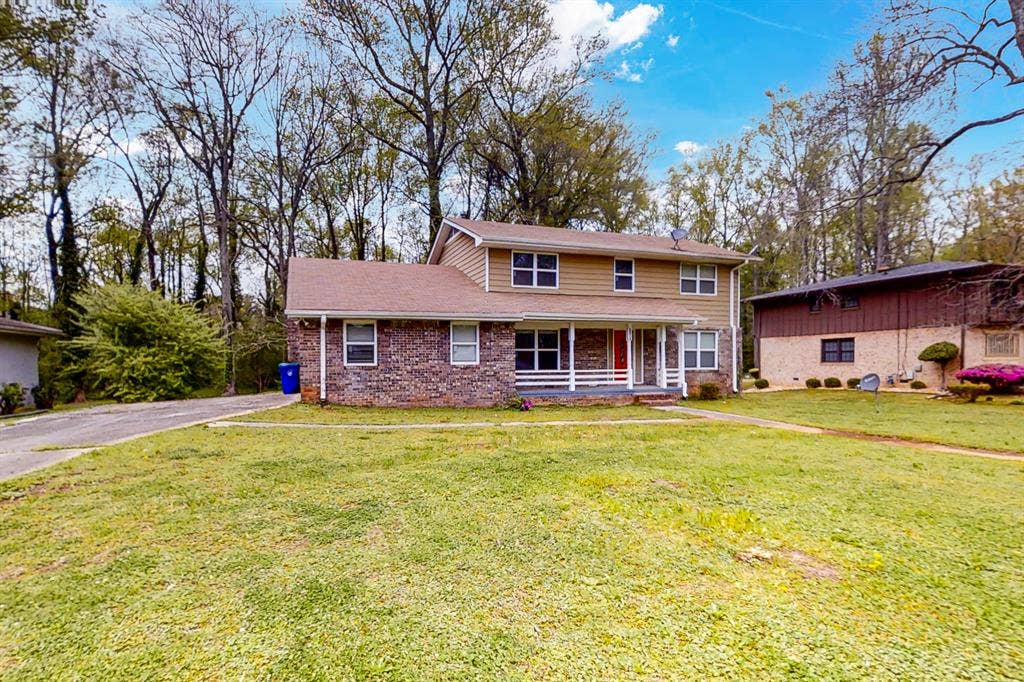 10 BR in Decatur