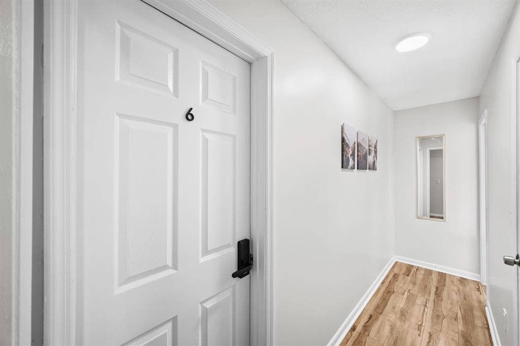 6 BR in Jacksonville