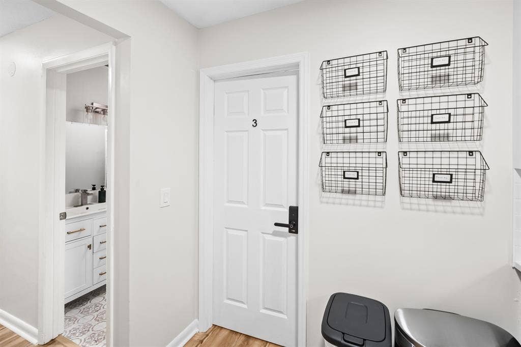 6 BR in Jacksonville