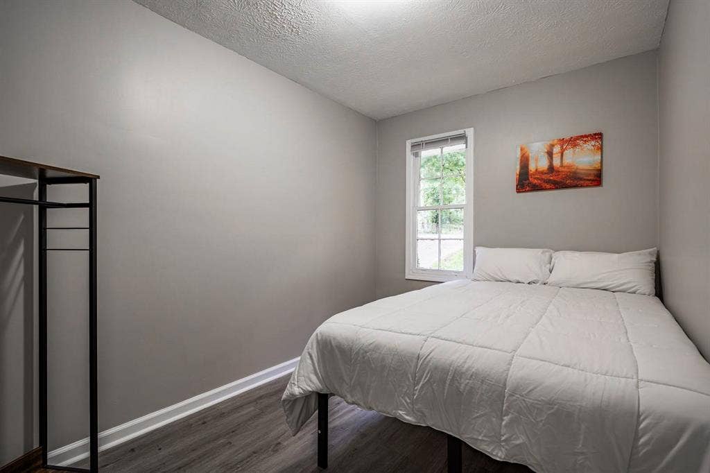 6 BR in Jonesboro