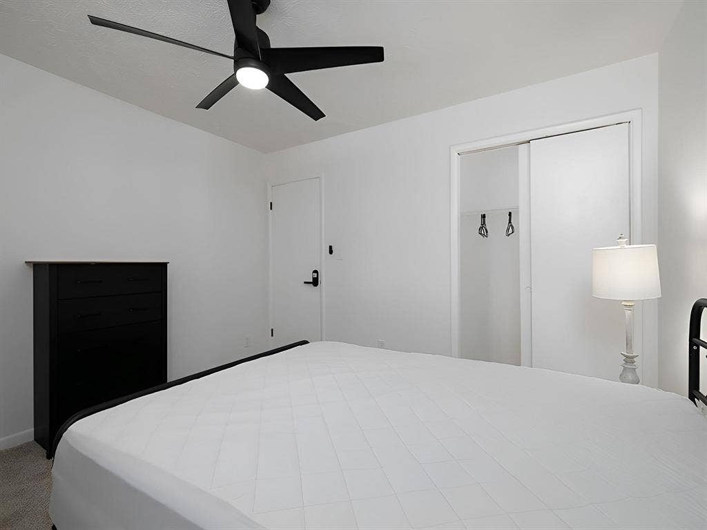 5 BR in Morrow