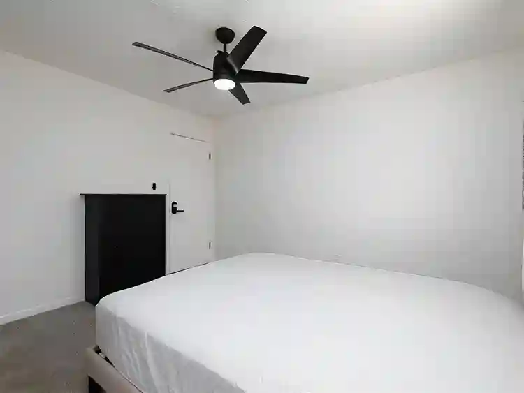 5 BR in Morrow
