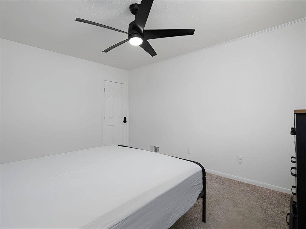 5 BR in Morrow