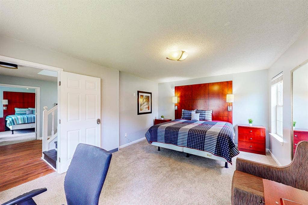 6 BR in Decatur