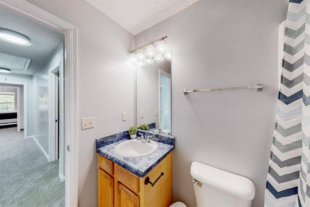 6 BR in Decatur