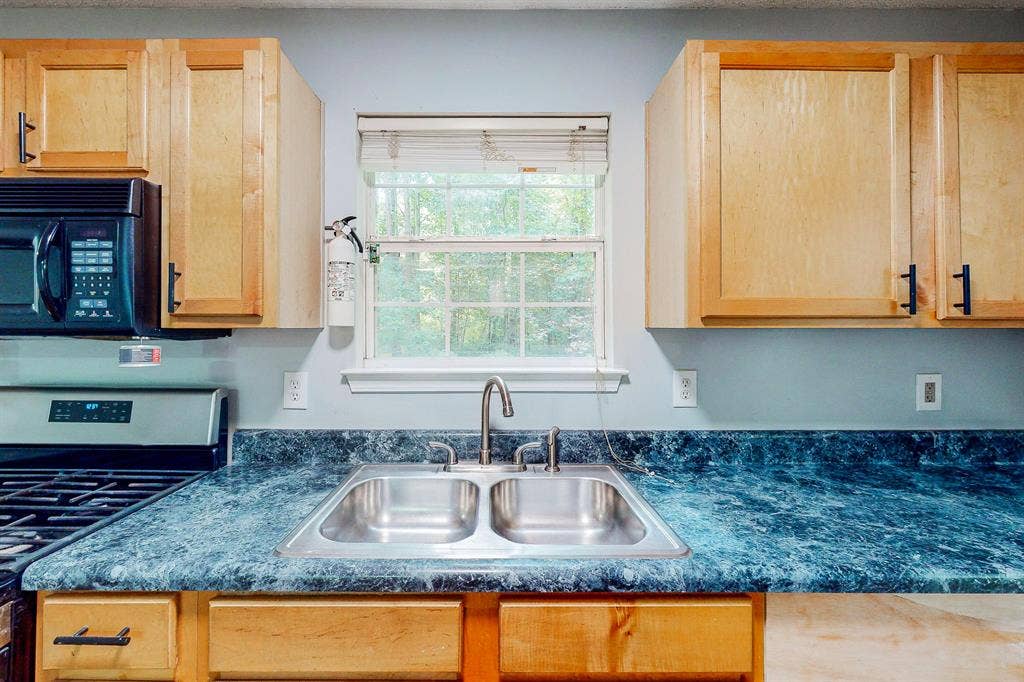 6 BR in Decatur
