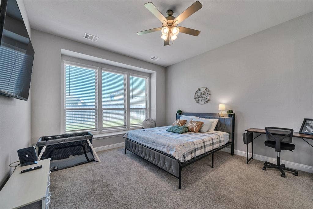6 BR in Katy