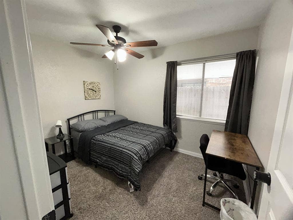 5 BR in Dallas