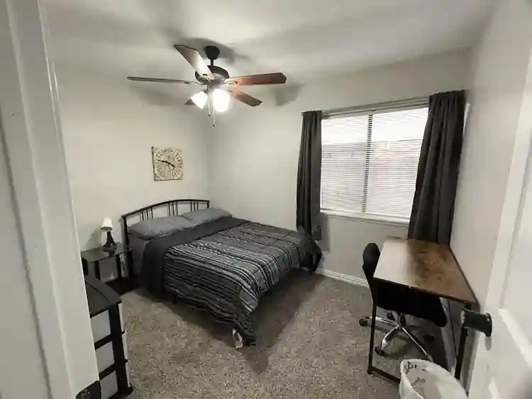 5 BR in Dallas